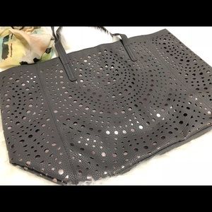 Bath And Body Works Tote - Gary and Silver